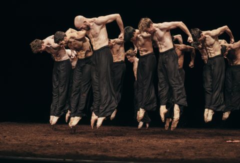22 SAC00250 B Le Sacre du printemps Pina Bausch kostuumrepetitiec Filip Van Roe DSC6073