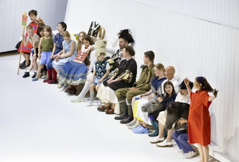 2425 WOZ Kostuumrepetitiebeeld Wozzeck Johan Simons c Annemie Augustijns OBV 7921