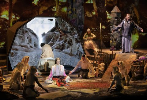 2526 PAR kostuumrepetitiebeeld Parsifal Susanne Kennedy Markus Selg c Annemie Augustijns OBV 5 A2628