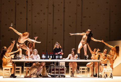 EXTERN 2526 SAN Sancta c Mayra Wallraff 75