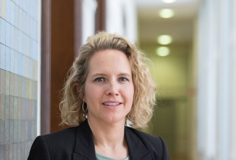 Portret Caroline Vrijens kinderrechtencommissaris 2223 KRU