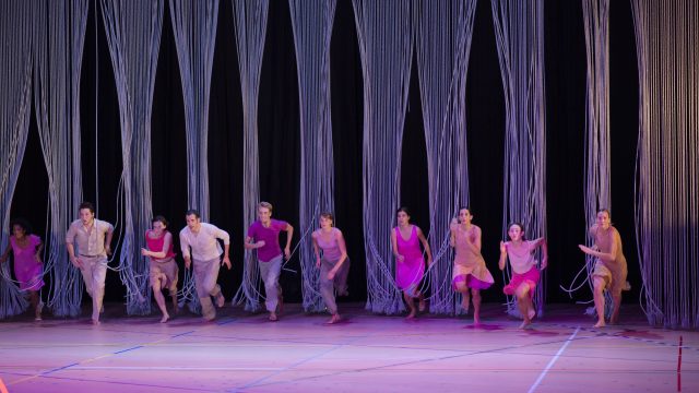 2425 RAI Rain Anne Teresa De Keersmaeker productiebeeld live Rosasc Anne Van Aerschot Rosas16