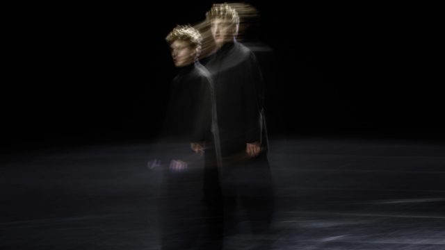 2526 BVS repetitiebeeld Rites La Valse Nacera Belaza c Phile Deprez OBV 7752 1