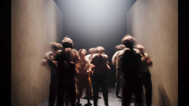 EXTERN Productiebeeld Grand Finale Hofesh Schechter Company c Rahi Resvani 1