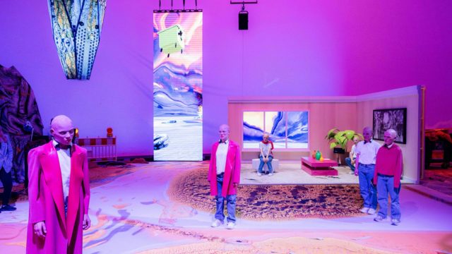 EXTERN The Workc Moritz Haase