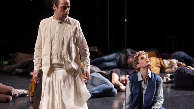 Preview 2223 SAT Cherkaoui Repetitiebeeldc 9027 koenbroos