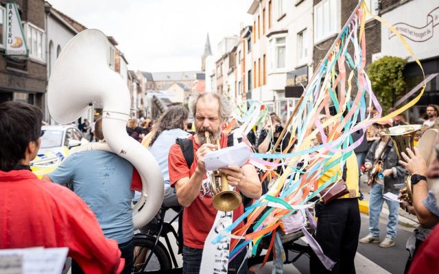 2627 GEP beeld De opstand van de gevels de karavaan Thomas Verstraeten c Bjorn Comhaire Gent Festival 50 access
