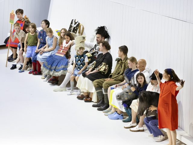 2425 WOZ Kostuumrepetitiebeeld Wozzeck Johan Simons c Annemie Augustijns OBV 7921