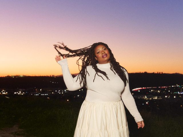 2526 CAR CARMEN Raehann Davis IMG 8365c De Marquis Mc Daniels OBV