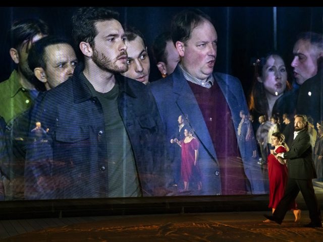 2526 NAB kostuumrepetitiebeeld Nabucco Christiane Jatahy c Annemie Augustijns OBV M5 A4726