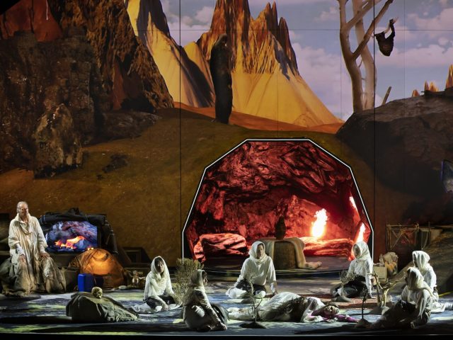 2526 PAR kostuumrepetitiebeeld Parsifal Susanne Kennedy Markus Selg c Annemie Augustijns OBV 5 A3046